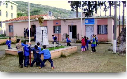 Özbek Ortaokulu Fotoğrafı